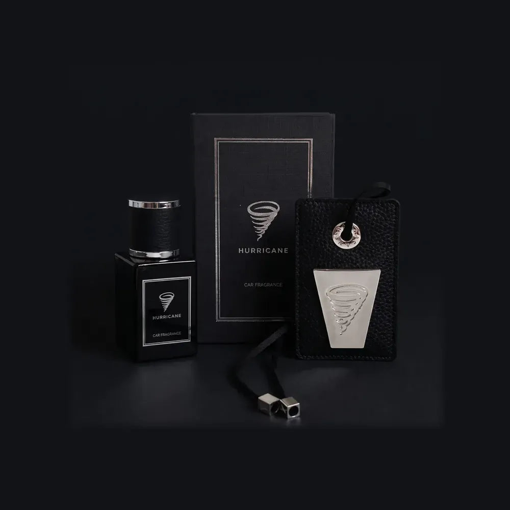 Perfume Premium: 30 ml spray, leather pendant and box